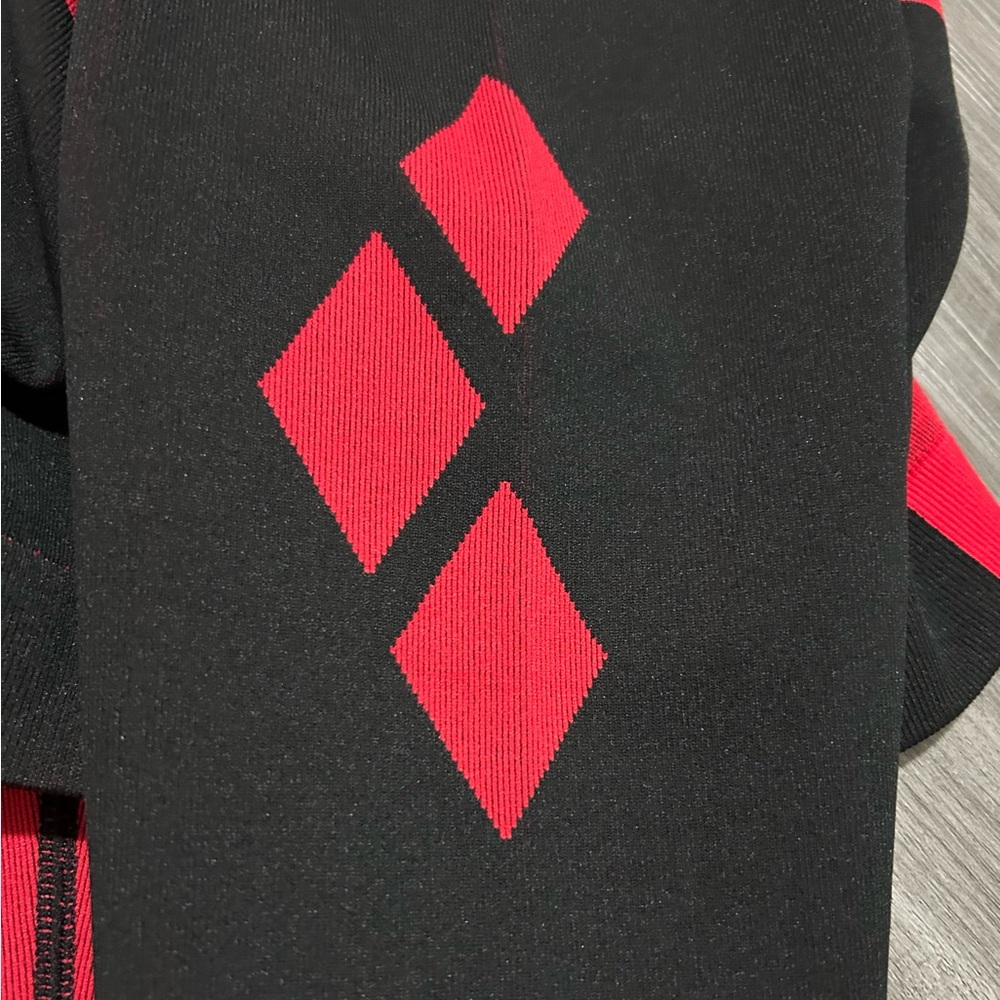 Harley Quinn Red and Black Top - Picture 5 of 10